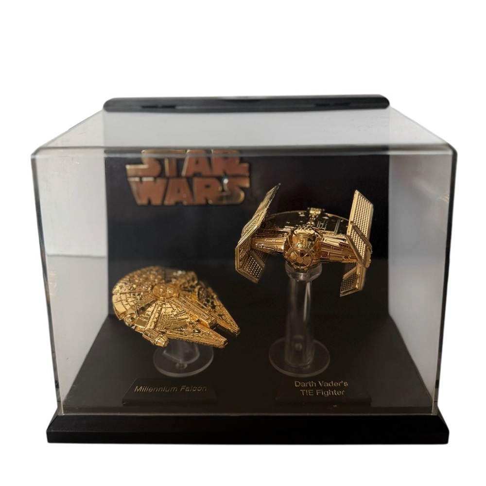 Star Wars Galoob 24 Karat Gold Millennium Falcon and TIE Fighter Display - Picture 11 of 13
